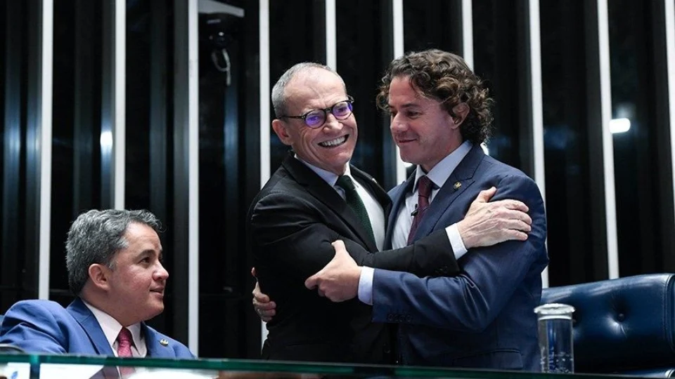 Senado aprova lei que agiliza processo de registro de agrotóxicos no país