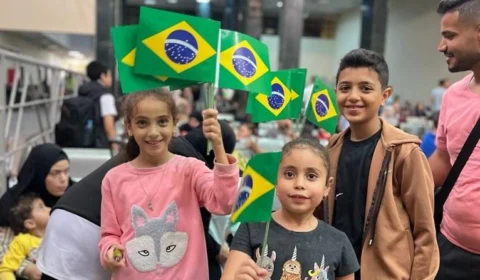 Grupo de brasileiros já está no lado egípcio da fronteira com Gaza