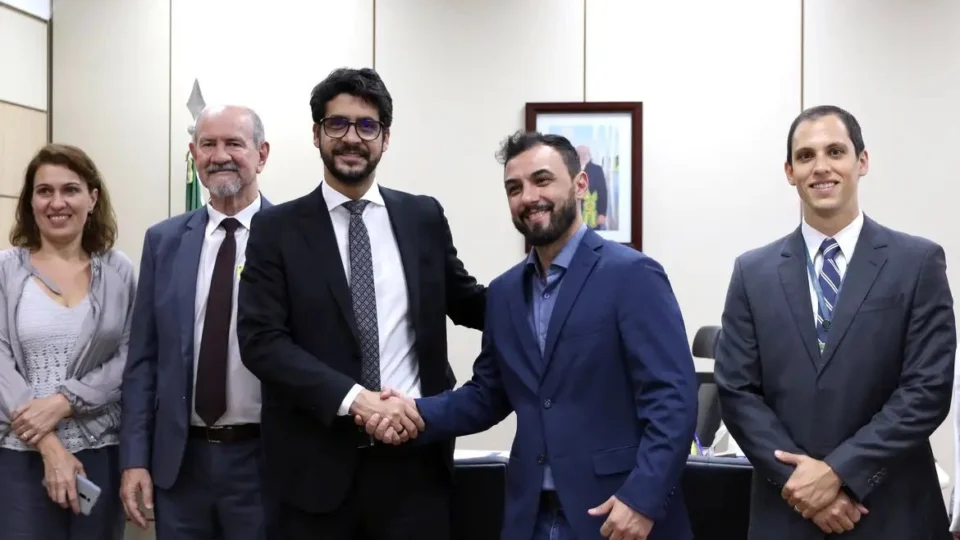 EBC e Ministério da Comunicações assinam parceria