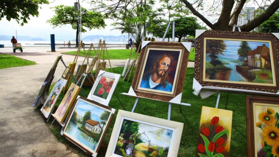 Feiras culturais em Santos abrem inscrições para novos expositores