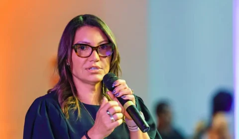 Janja recebe convite para participar de manifesto pela paz na Palestina