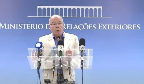 Ministro diz que 32 brasileiros repatriados já aguardam embarque