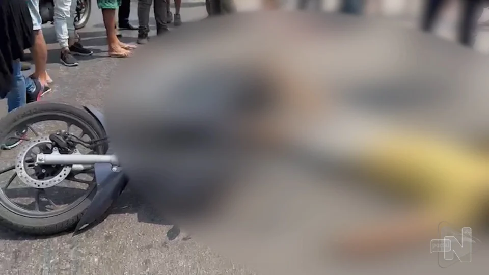 VÍDEO: motociclista é morto a tiros em avenida da Zona Norte de Manaus