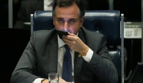 Lula e Pacheco se reúnem no Planalto