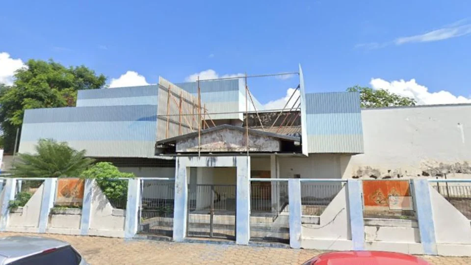 Teatro Carlos Gomes será reformado após 15 anos abandonado