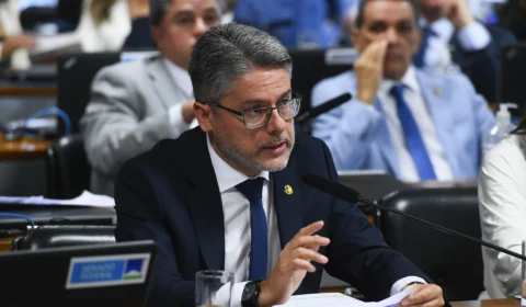 CCJ deve votar PL que protege crianças e adolescentes em ambientes digitais