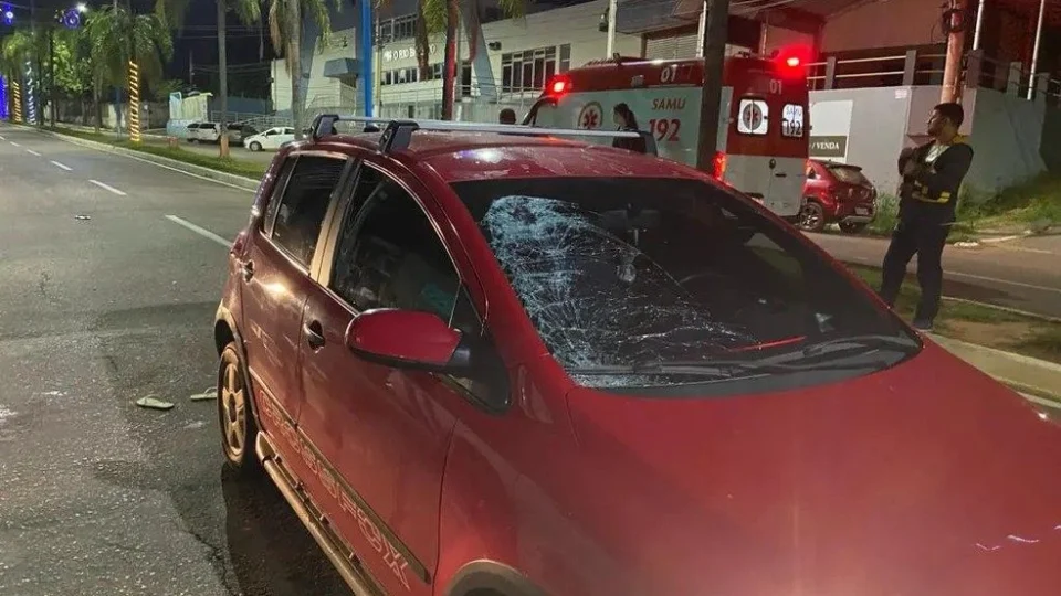 Homem é atropelado ao descer do carro e morre no pronto-socorro, no AC
