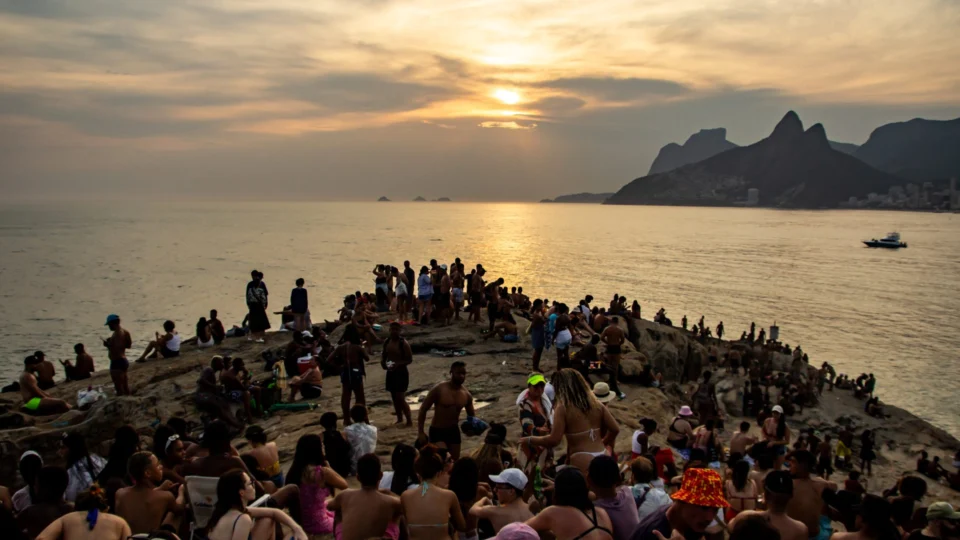 Nova onda de calor começa nesta quinta e atingirá 16 estados no Brasil