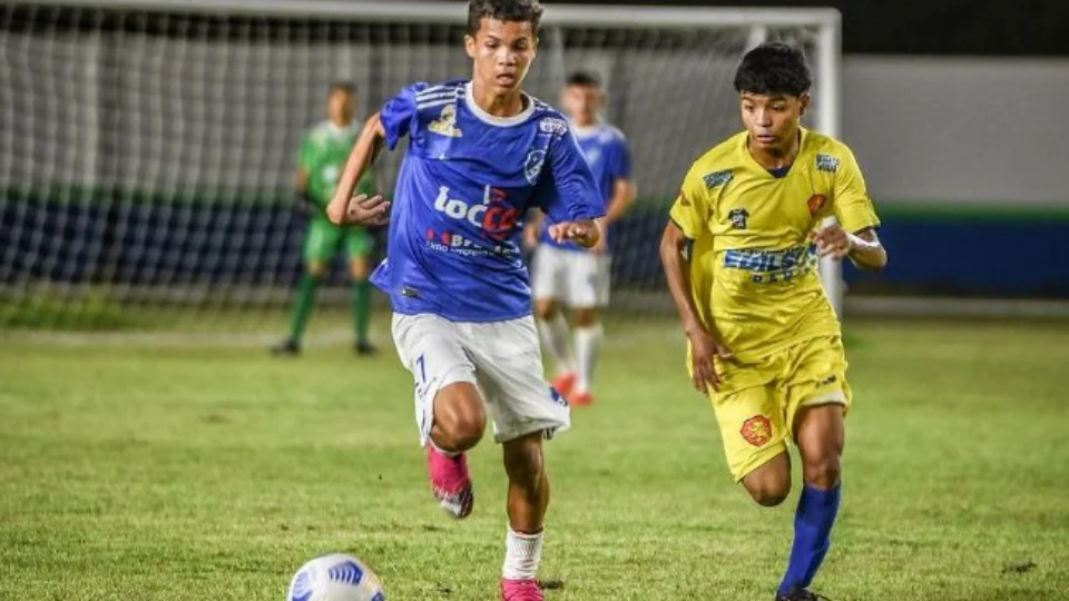 Futebol Sub-15: River, Baré e Rio Negro disputam última vaga na semifinal do estadual