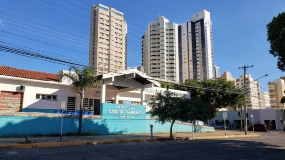 Pai encontra escorpião no quarto de filha recém-nascida em maternidade do MS