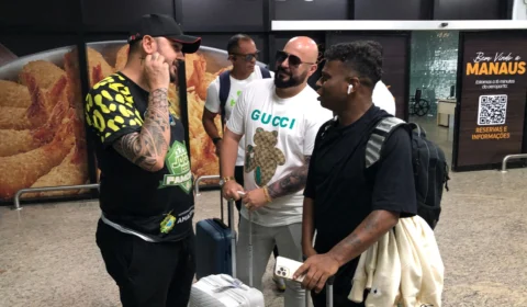 Edilson ‘Capetinha’ chega em Manaus para o Jogo dos Famosos