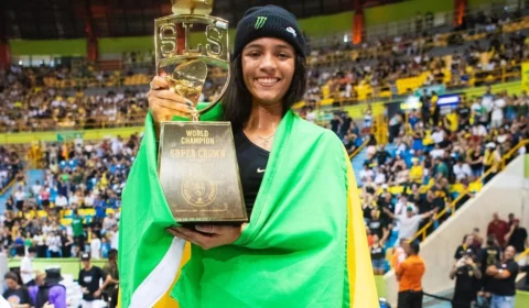 Rayssa Leal tem nota histórica e é campeã da liga mundial de skate street