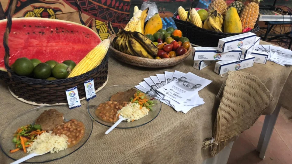 Saúde alerta sobre consumo exagerado de alimentos nas festas de fim de ano