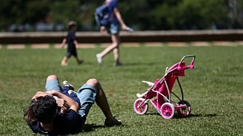 STF volta a julgar suposta omissão do Congresso sobre a licença-paternidade