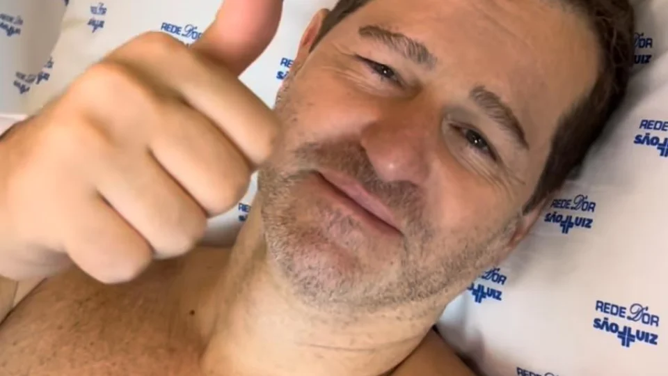 Afonso Nigro ‘ex-Dominó’ agradece Rodrigo Faro após retirada de tumor: ‘Anjo da guarda’