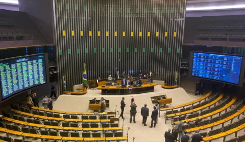 PEC que limita candidatura de militar deve ser votada nesta quarta (7)