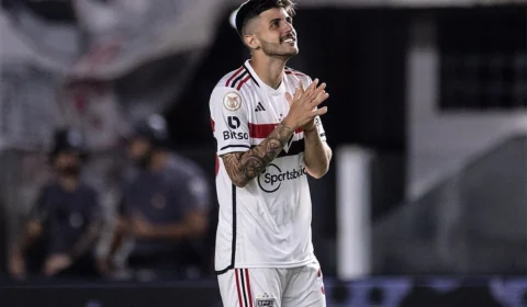 São Paulo: Beraldo desperta interesse de times europeus e gera disputa entre gigantes