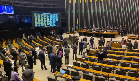 Congresso aprova LDO, obrigando governo a pagar R$ 37 bilhões em emendas