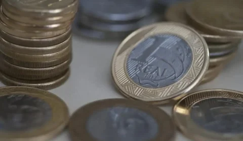 Inadimplência no varejo em dezembro deve recuar para uma média de 5,80%