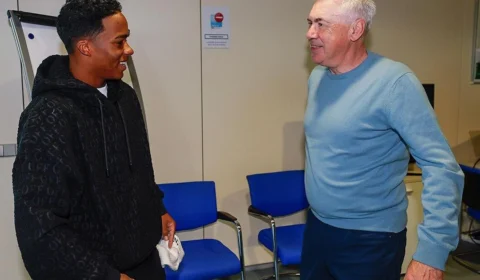 Endrick visita o Real Madrid, encontra companheiros e recebe conselho de Ancelotti