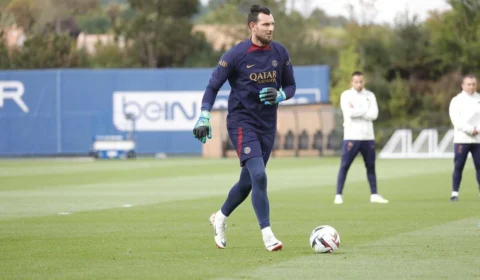 Goleiro Alexandre Letellier, do PSG, é feito refém em casa na França