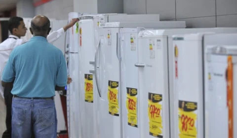 Governo Lula vai estabelecer novas regras para geladeiras e preços devem subir