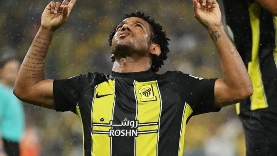 Benzema marca e Al-Ittihad abre Mundial com fácil vitória