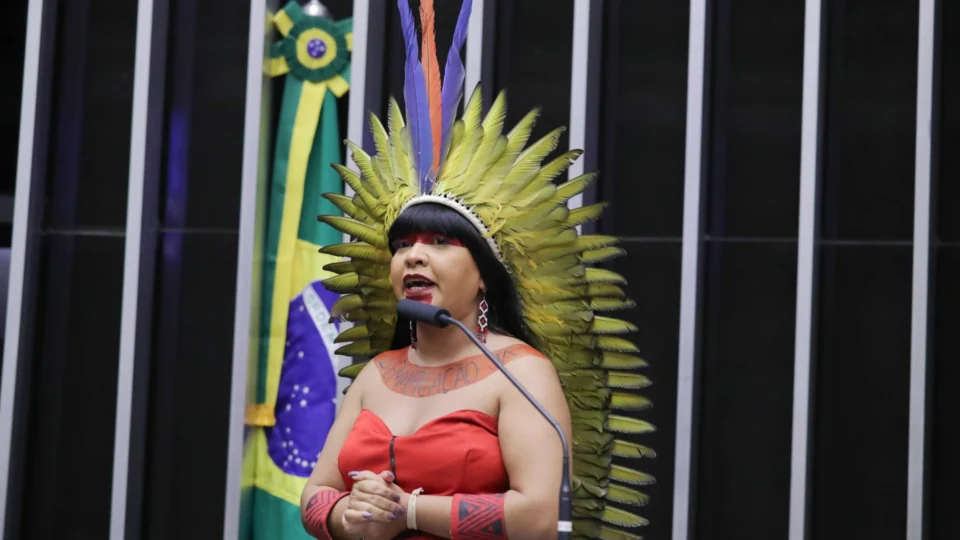 Xakriabá diz que o Congresso ‘abriu caminho para o genocídio indígena’