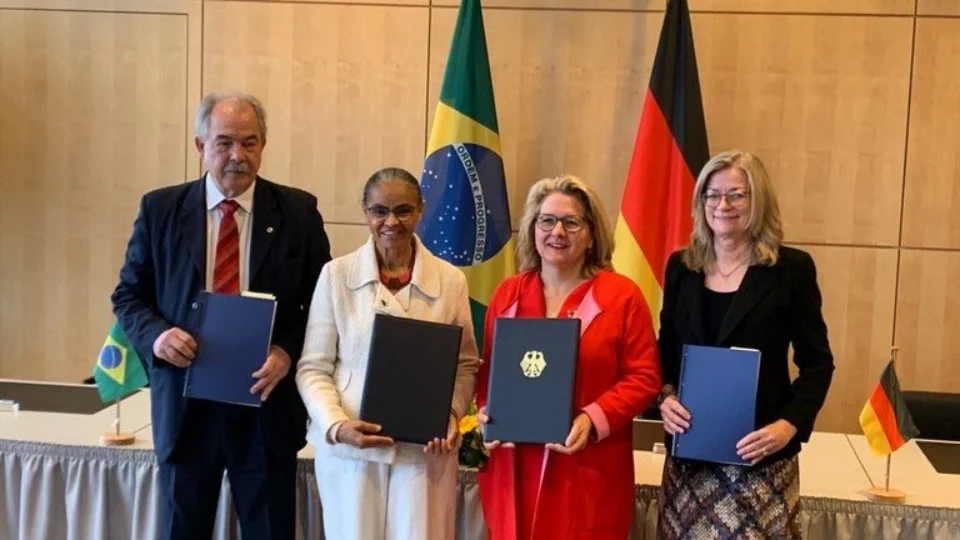 BNDES capta R$611,3 milhões junto a banco alemão