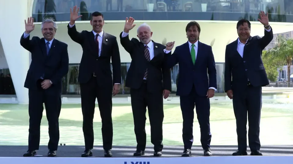 Lula investe no fortalecimento do Mercosul