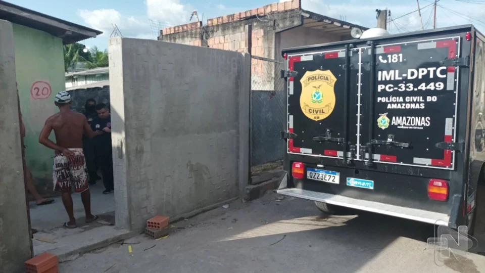 VÍDEO: mulher é morta com cinco tiros dentro de casa na Zona Leste de Manaus