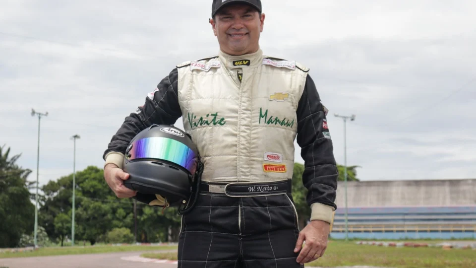 Piloto do AM se prepara para GP de Mil Milhas no kartódromo do Vila Olímpica
