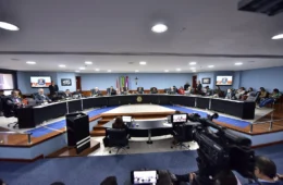 TCE-AM determina que ex-presidente da Câmara de Rio Preto da Eva devolva R$ 1,1 milhão