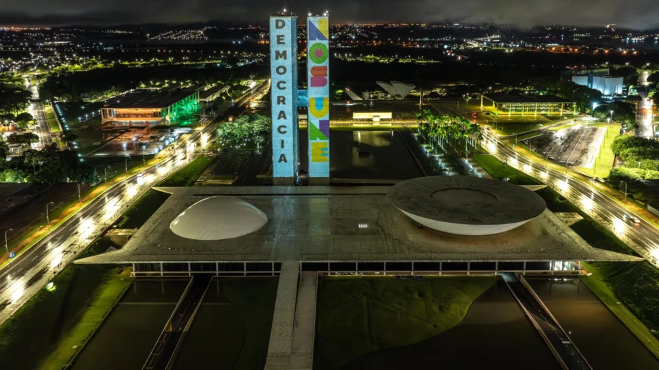 Projeções no Congresso Nacional reforçam os valores da democracia