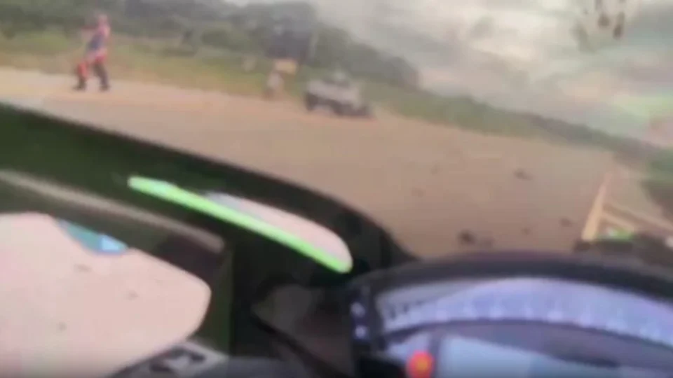 Acidente na AM-070: vídeo mostra motociclistas a 299 km; veja