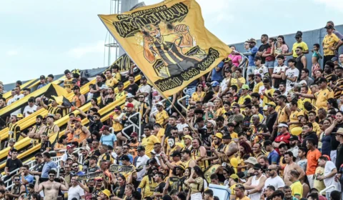 FAF anuncia primeiro jogo noturno na Arena da Amazônia; confira