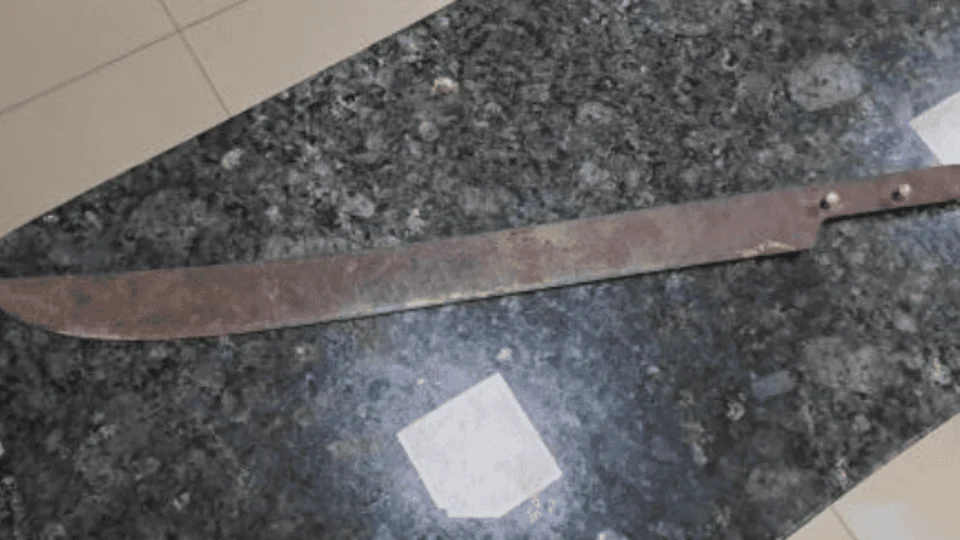 Homem é agredido com terçado no bairro Alvorada em Boa Vista-RR