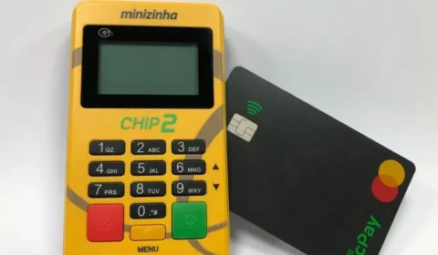 Teto para rotativo do cartão de crédito vale a partir desta quarta-feira (3)