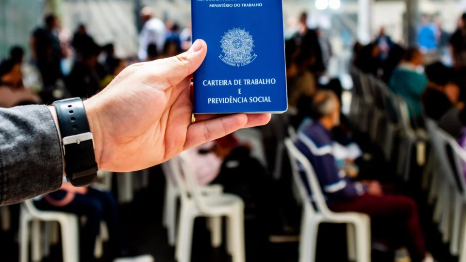 Sine RR oferta 28 vagas de empregos nesta segunda-feira, 8