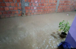 VÍDEO: chuva causa alagação e prejuízos em Carauari-AM