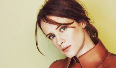 Atriz de ‘The Crown’ recusa autógrafo em caneta azul; veja o motivo