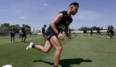 Corinthians faz primeiro treino tático do ano em preparação para o Paulistão