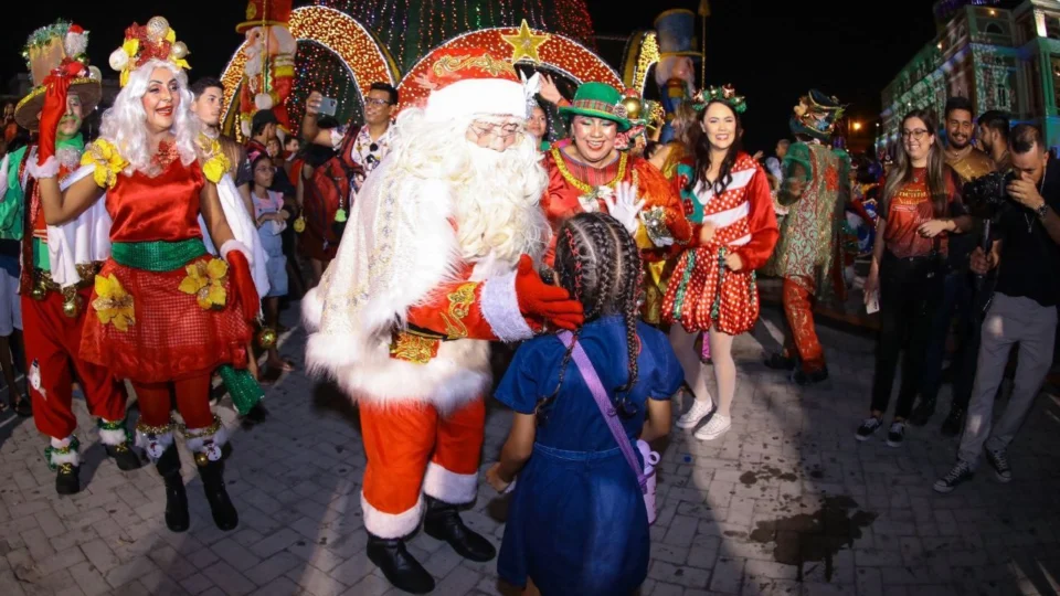 ‘O Mundo Encantado do Natal’ se despede com programação variada no Largo