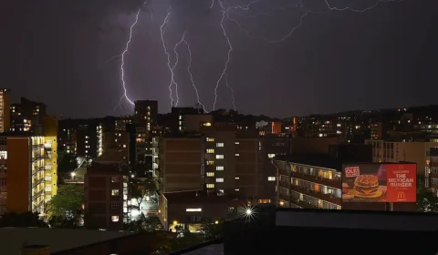 Inmet emite alerta de tempestades para 12 estados e DF