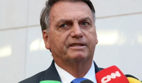 CGU conclui que Certificado de vacinação de Bolsonaro contra covid é falso