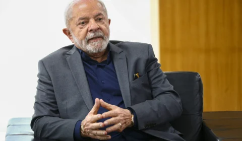 Lula conversa com ministros e prefeitos sobre chuvas no RJ
