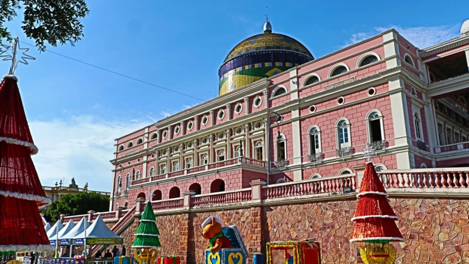 ‘Réveillon do Largo’ inicia às 18h com dez atrações e shows pirotécnicos