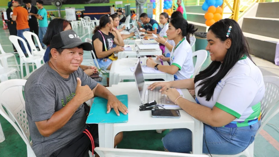 ‘Manaus Mais Cidadã’ leva mais de 100 serviços gratuitos para Zona Leste