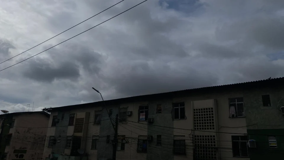 Manaus e interior podem ter mais chuva e ventos de até 100 km/h