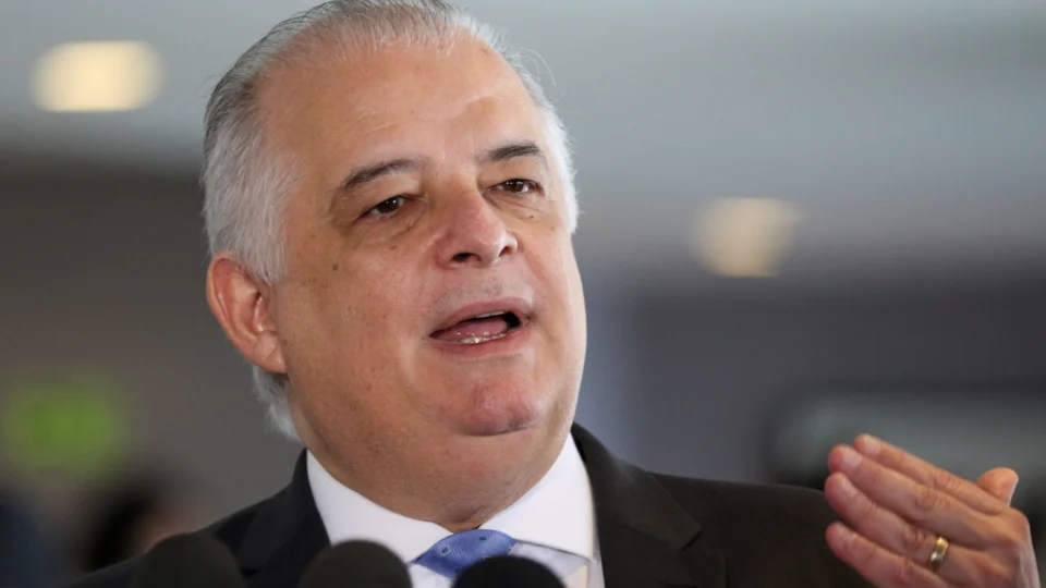 Governo avalia versão do programa Desenrola para empresas